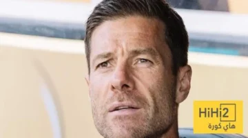 إصرار ألونسو المستمر.. رفض رحيل اللاعب الرئيسي في صفوف الفريق